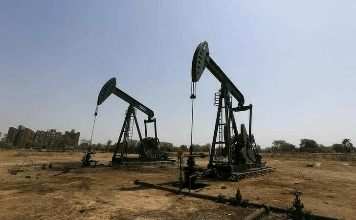 OGDCL boosts domestic oil and gas production from Dars West well