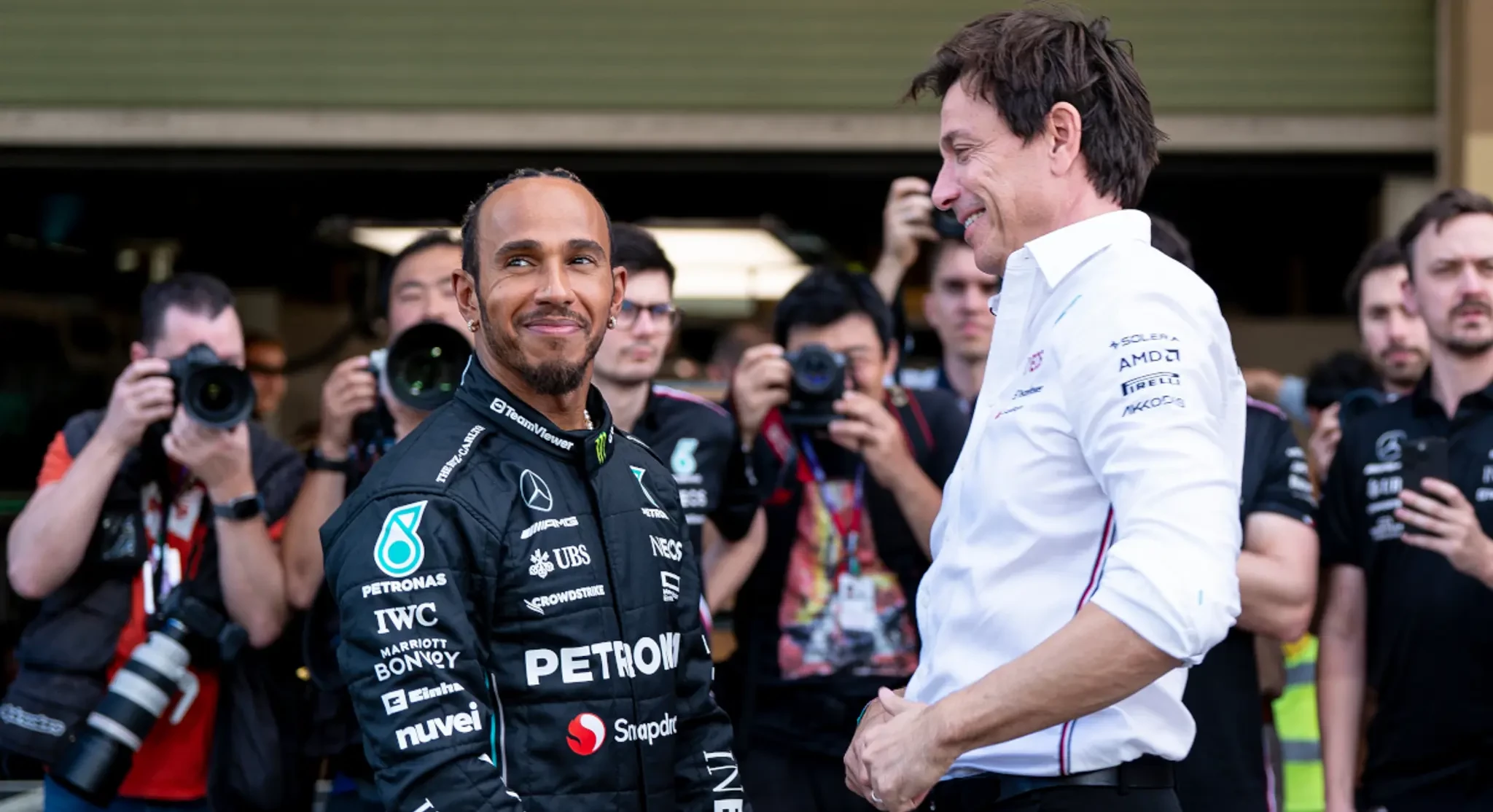 Mercedes chief holds no grudge against Hamilton over Ferrari move