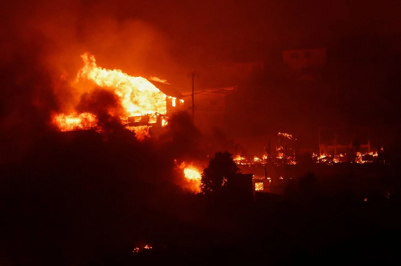 10 feared dead in Chile forest fires, emergency declared