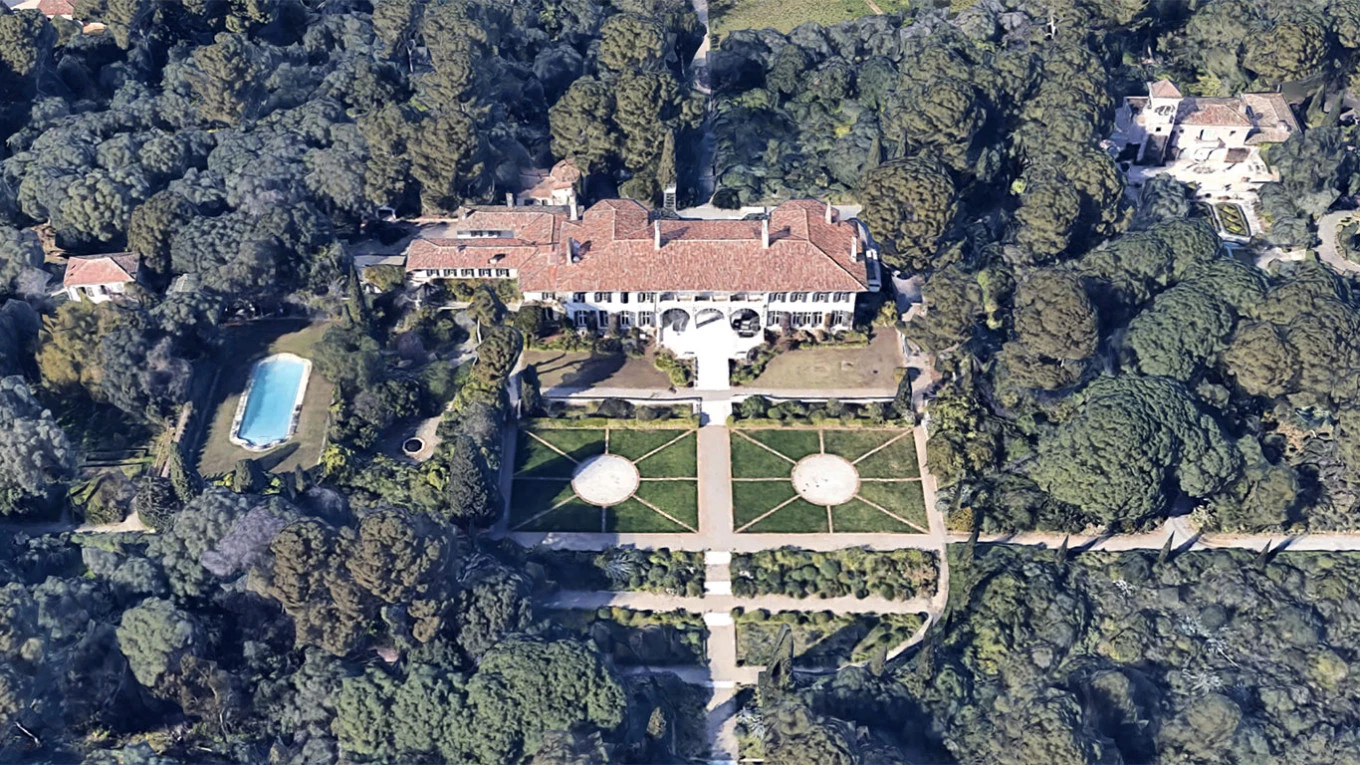 France sells late Putin enemy's Riviera chateau