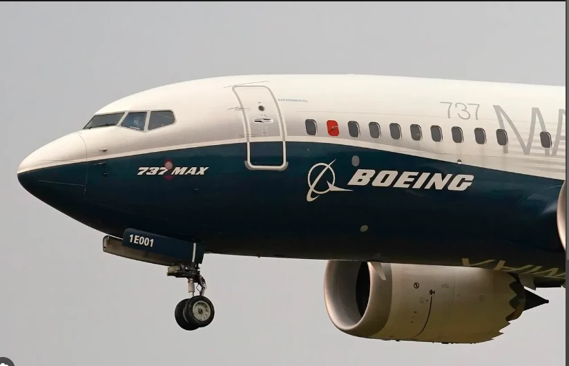 Probe suggests blown-out Boeing jet panel had missing bolts