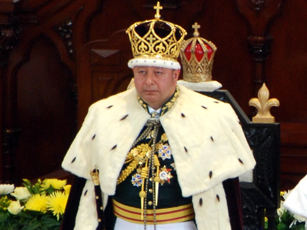 Tonga's government faces off with king