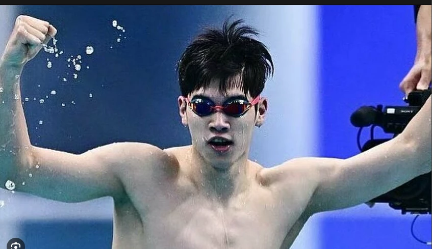 Chinese teen Pan smashes men's 100m freestyle world record