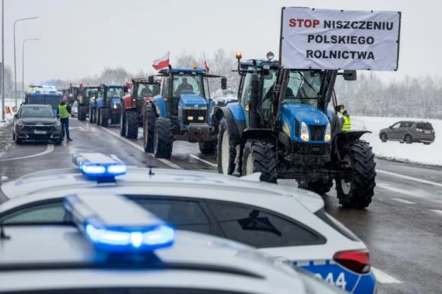 Ukraine urges Poland to 'punish' protesting farmers