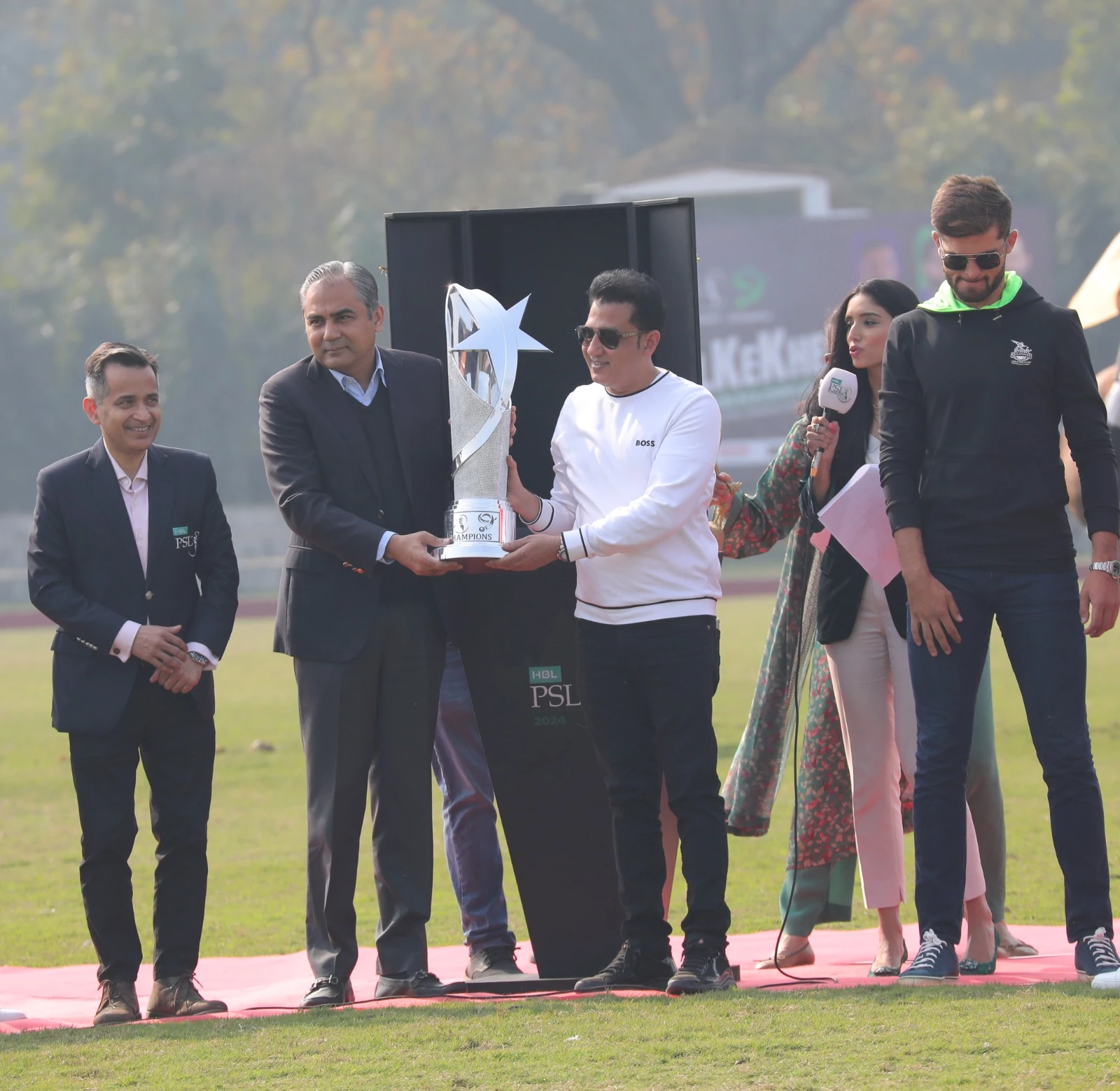 PSL 9 trophy unveiled at Lahore's Polo Ground