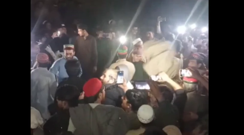 Dishes fly as PTI workers muscle each other over food at Tarkai House in Swabi