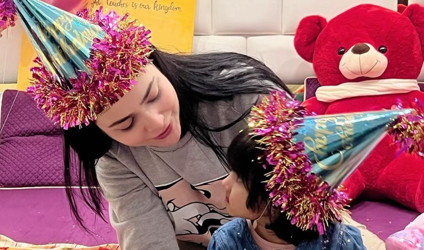 Humaima Malick celebrates 2nd birthday of niece Fatima