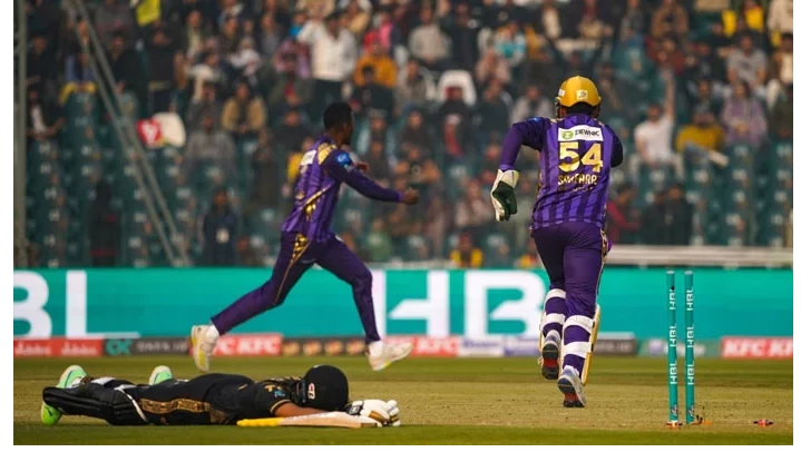 Quetta Gladiators down Peshawar Zalmi by 16 runs