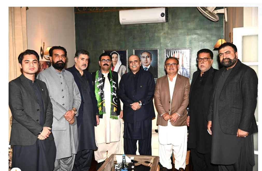 Bakht Muhammad Kakar, independent lawmaker from Balochistan joins PPP