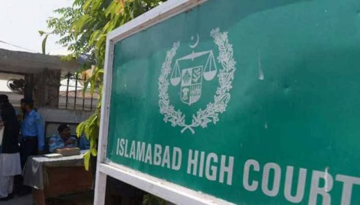 IHC issues non-bailable arrest warrant for Islamabad DC