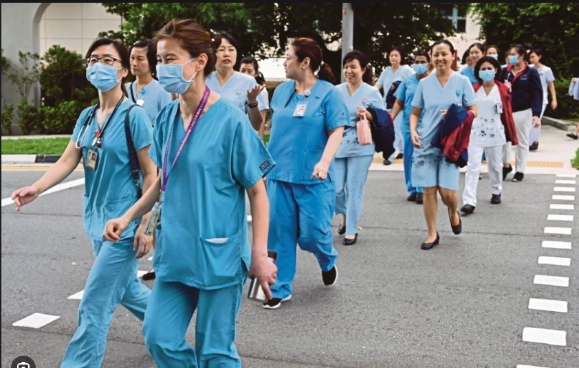 Singapore offers payouts to retain nurses