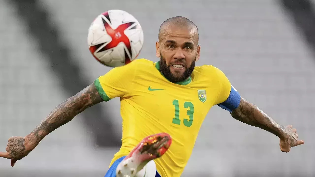 As rape trial verdict looms, ex-Brazil star Alves summoned to court