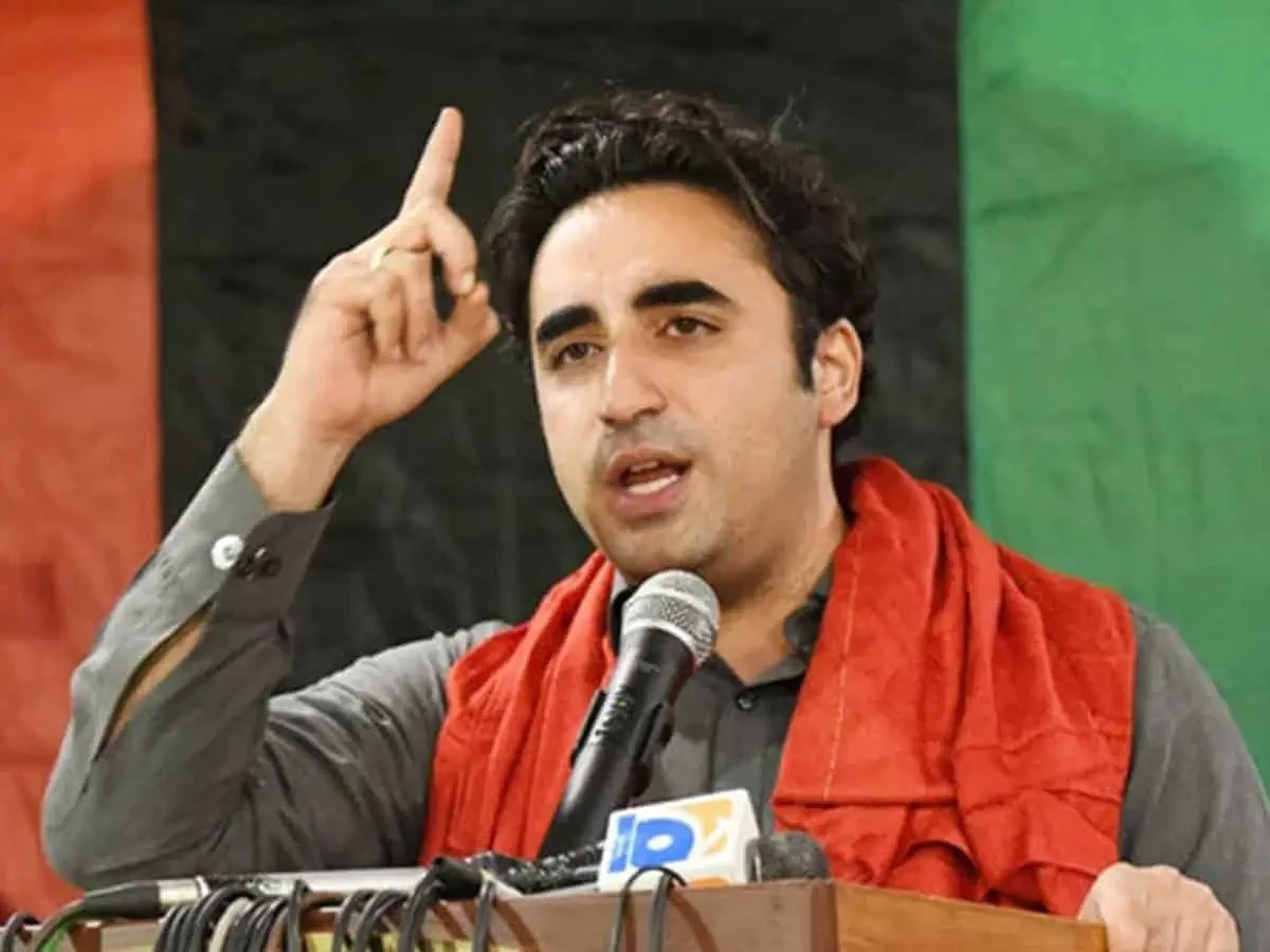 Bilawal decides to vacate NA-196 seat