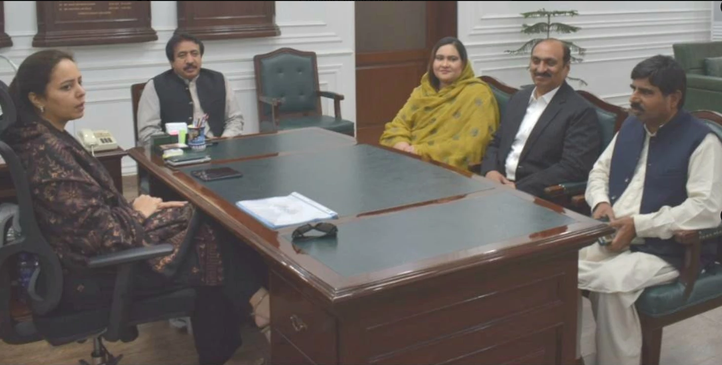 First woman commissioner takes charge of Multan Division