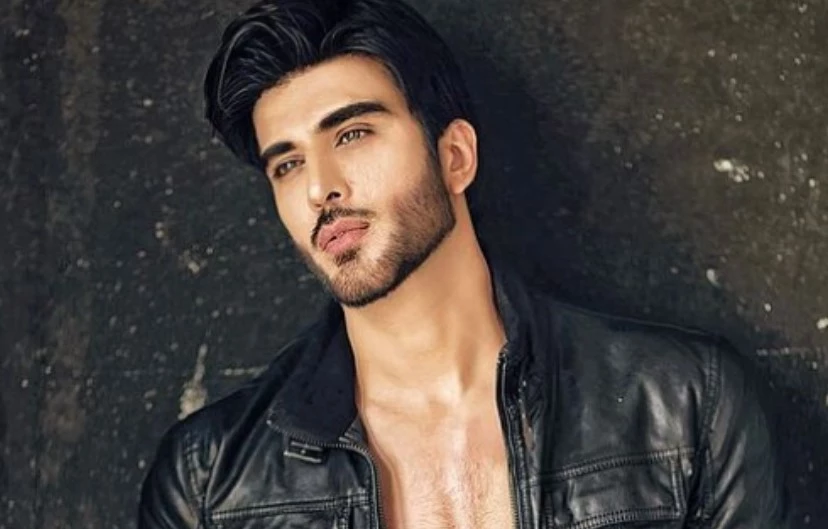 Imran Abbas casts a spell with his enchanting voice