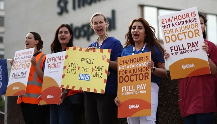 England's junior doctors launch latest strike over pay