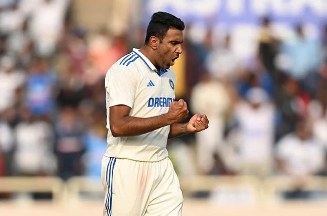 Ashwin bags five as India chase 192 in England Test