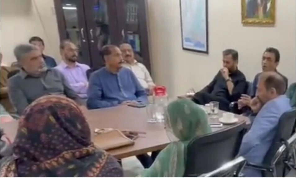 Inside story of MQM-P meeting: Nothing finalized on ministries with PML-N