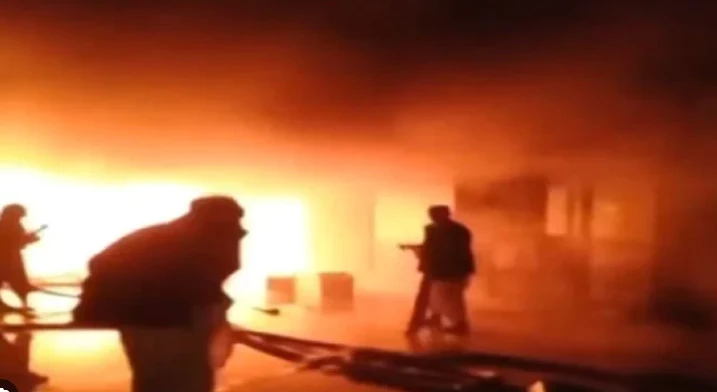 Fire breaks out at Peshawar scrap warehouse