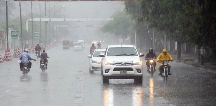 CAA alert over stormy rainfall forecast for Karachi