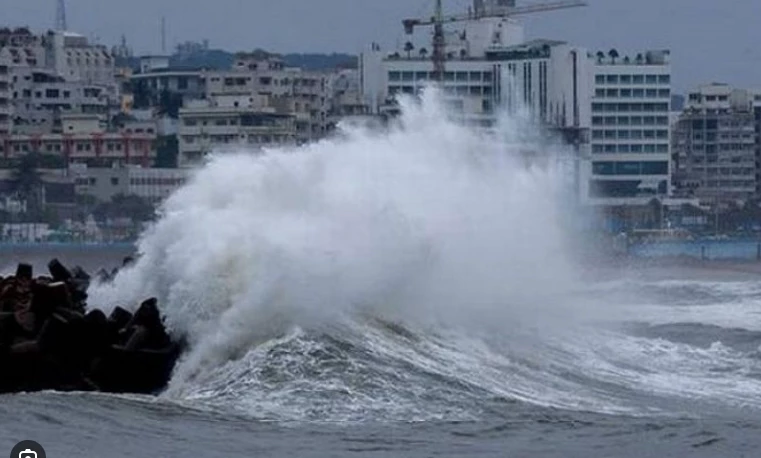 Karachi braces for stormy rains