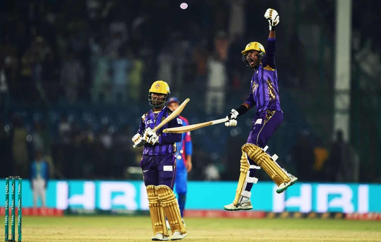 Quetta Gladiators beat Karachi Kings in thriller