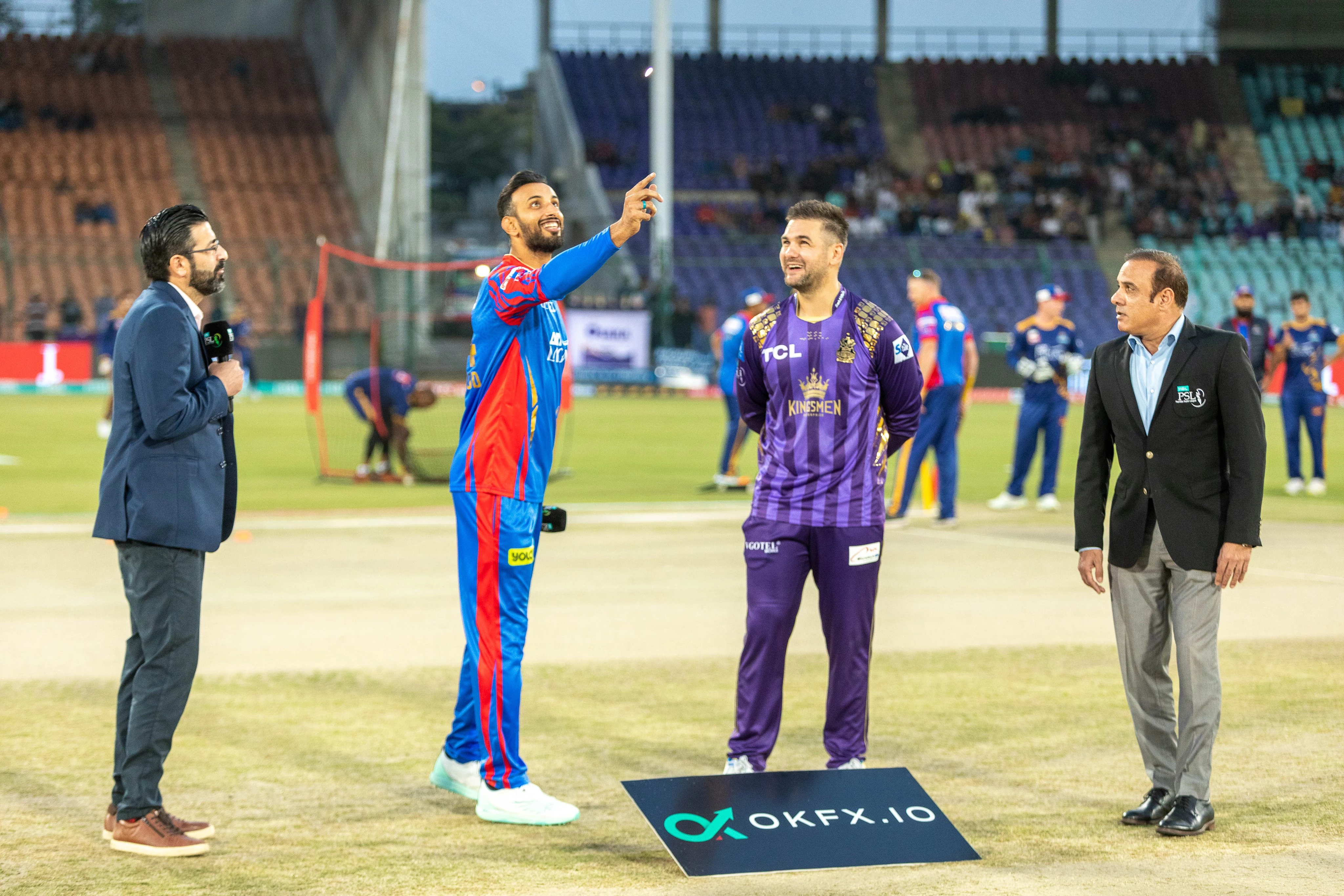 Quetta Gladiators win toss and put Karachi Kings into bat