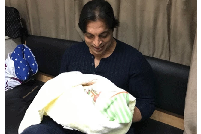 Congratulations pour in as Shoaib Akhtar welcomes daughter, names her Noor-e-Ali Akhtar