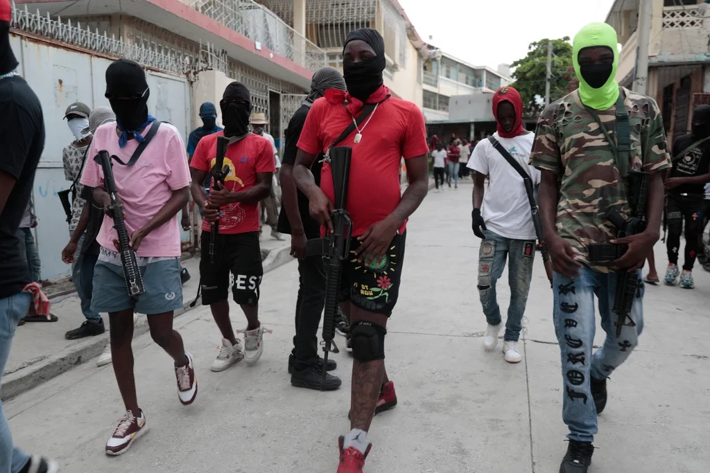 Gangs storm Haiti's main jail, prisoners escape