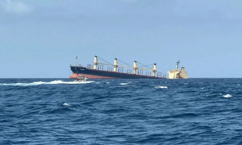 Bulk carrier hit by missile from Yemen, crew says three killed