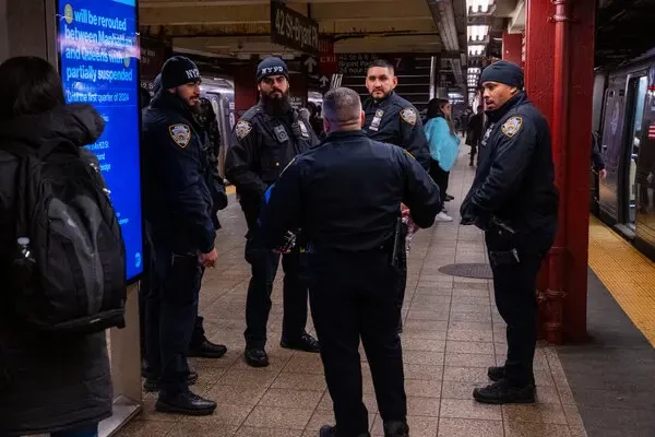 New York to deploy state troops, police on subway