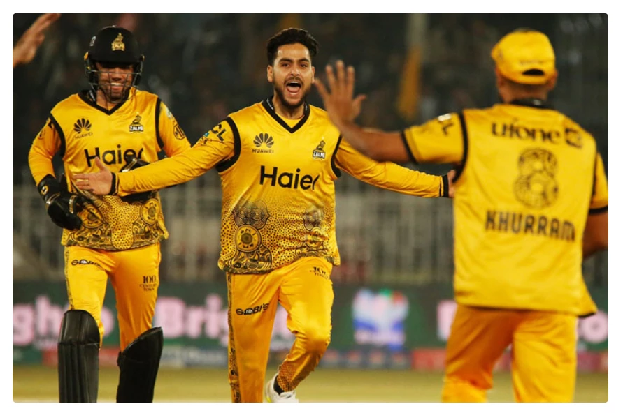 Peshawar Zalmi crush Quetta Gladiators to qualify for playoffs