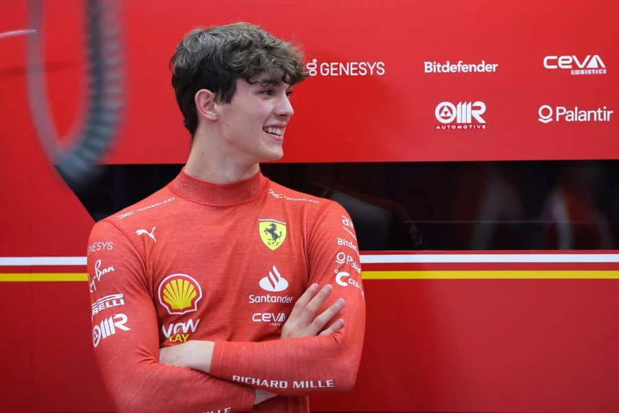 'A star is born': Former world champion hails Ferrari teen Bearman