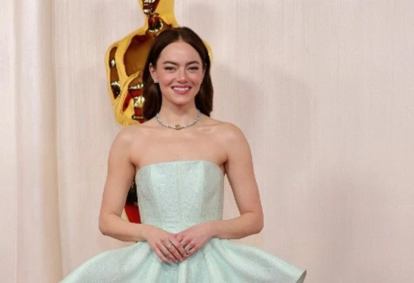 Emma Stone joins two-time Oscar winners' club