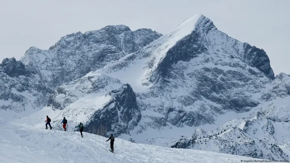 Five cross-country skiers found dead in Switzerland: police