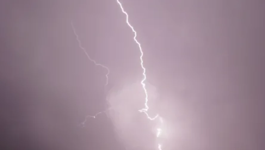 Lightning kills two people, 25 sheep in Pishin