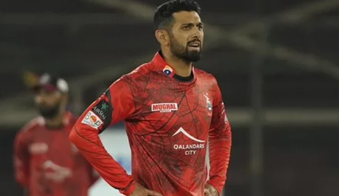 Sikandar Raza fined for showing dissent