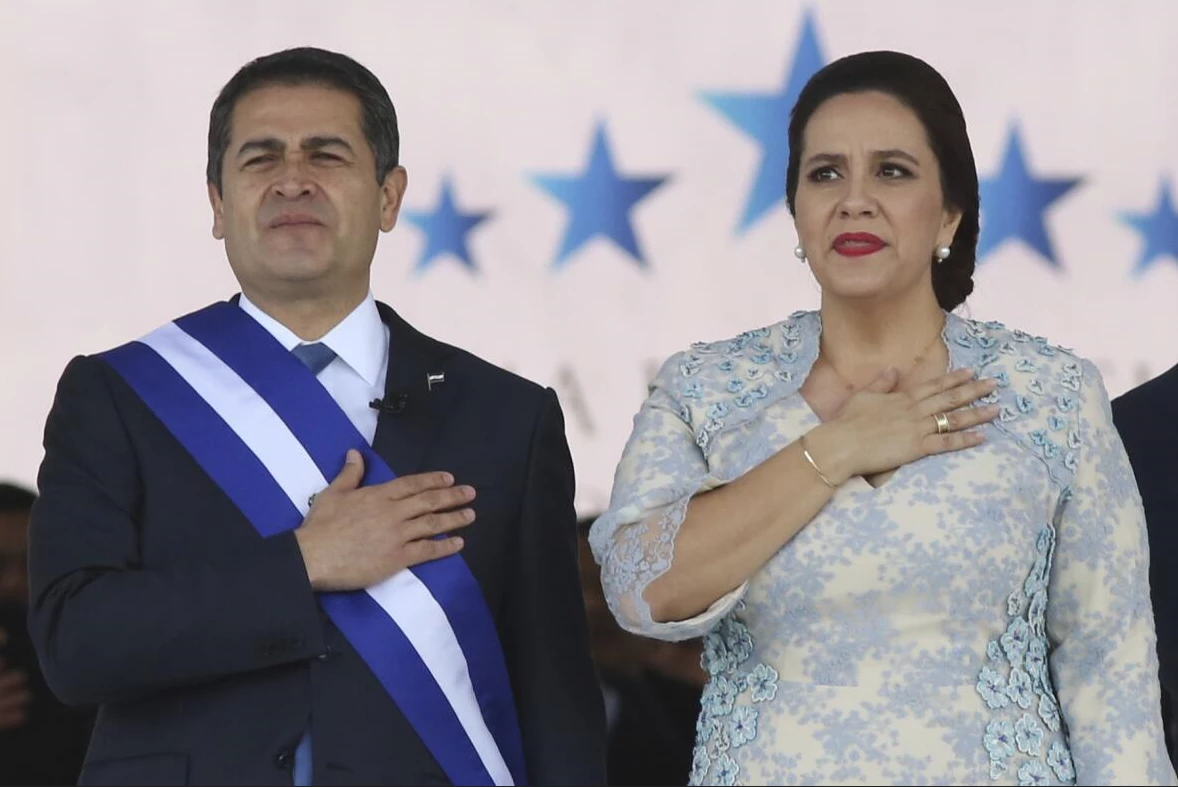 Honduran ex-first lady seeks presidency after husband's conviction