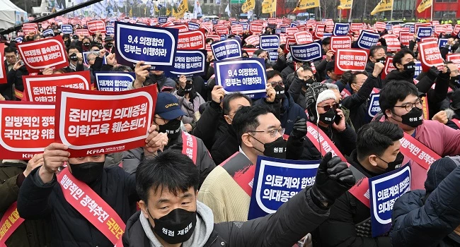 South Korea 'concerned' doctors' strike could escalate