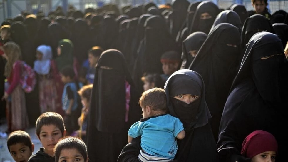 Children of IS left to rot in Syria camp