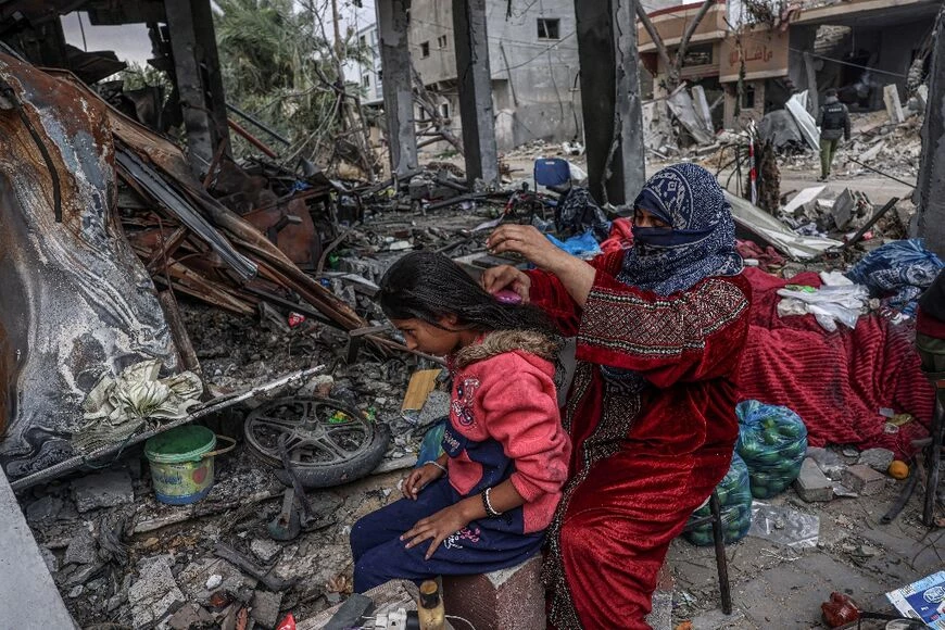 'Destroyed': Gaza family erects shelter on home's ruins