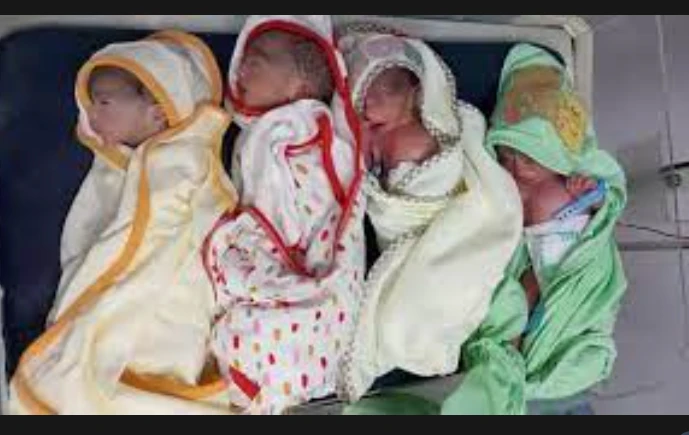 Woman gives birth to quadruplets through normal delivery in Faisalabad