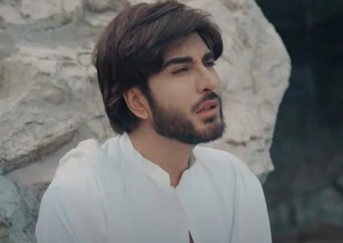 Imran Abbas presents a mesmerizing rendition of Persian Naat