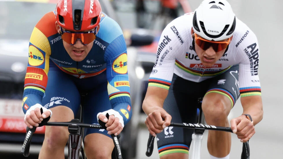 Pedersen defeats Van der Poel in Flanders cobbled classic