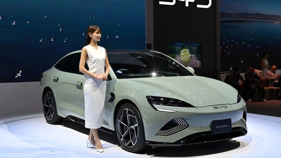 Chinese EV giant BYD posts record annual profit for 2023