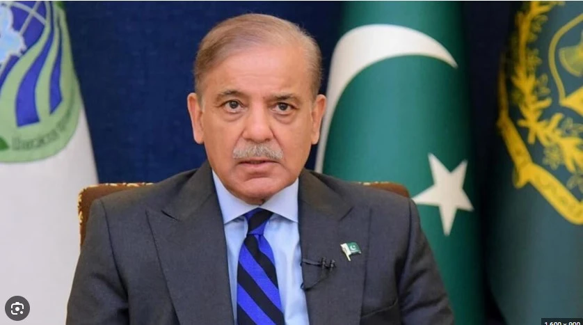 PM Shehbaz takes notice of smuggling of petroleum products