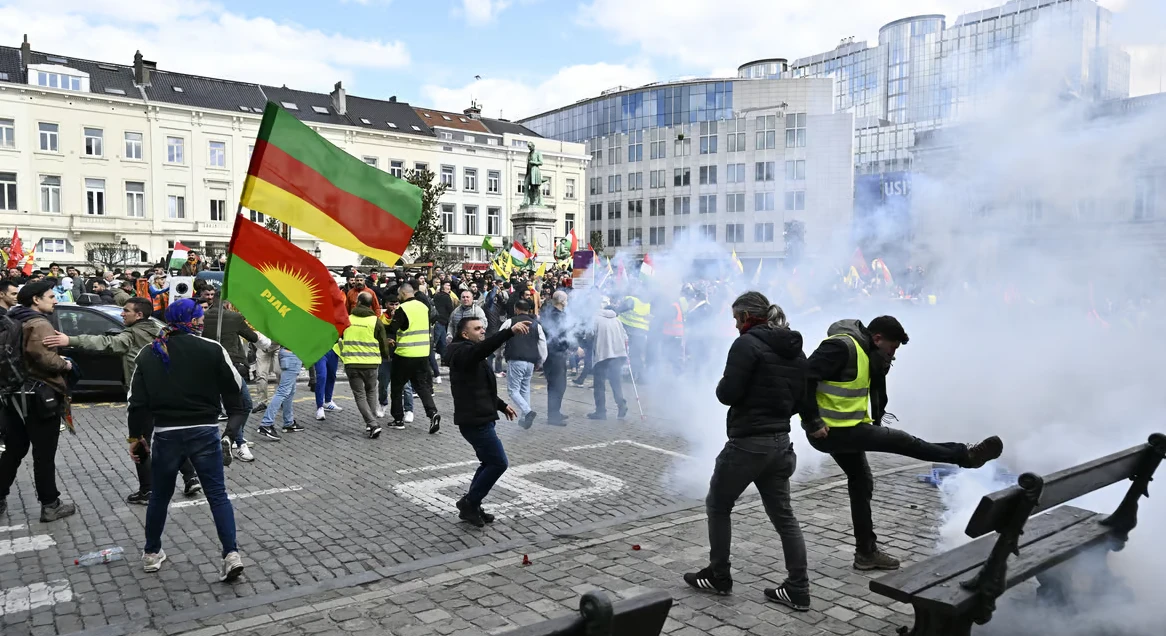 Belgium urges calm after clashes between Turks, Kurds