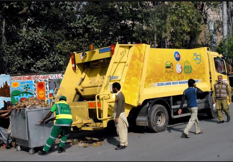 Bonus announced for Lahore waste management workers