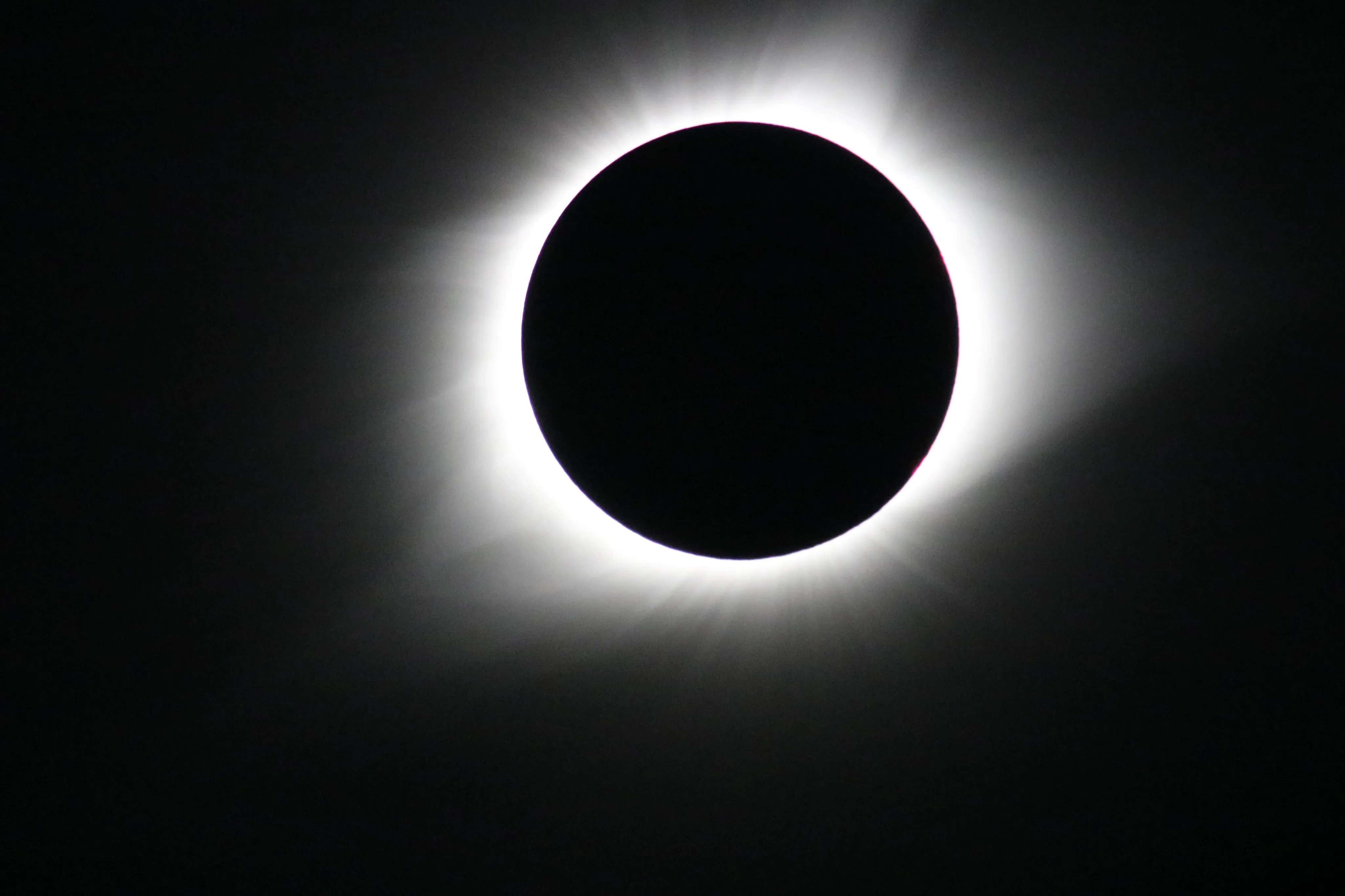 First total solar eclipse of 2024 is to take place at midnight on Apr 8-9, Pakistan to miss spectacle