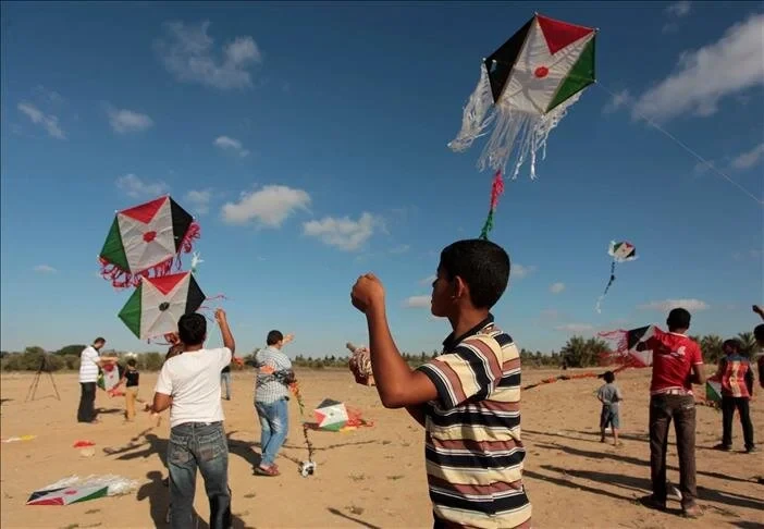 Gaza children fly kites to escape horrors of war